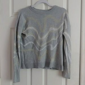 Gray Wave Patterned Sweater
